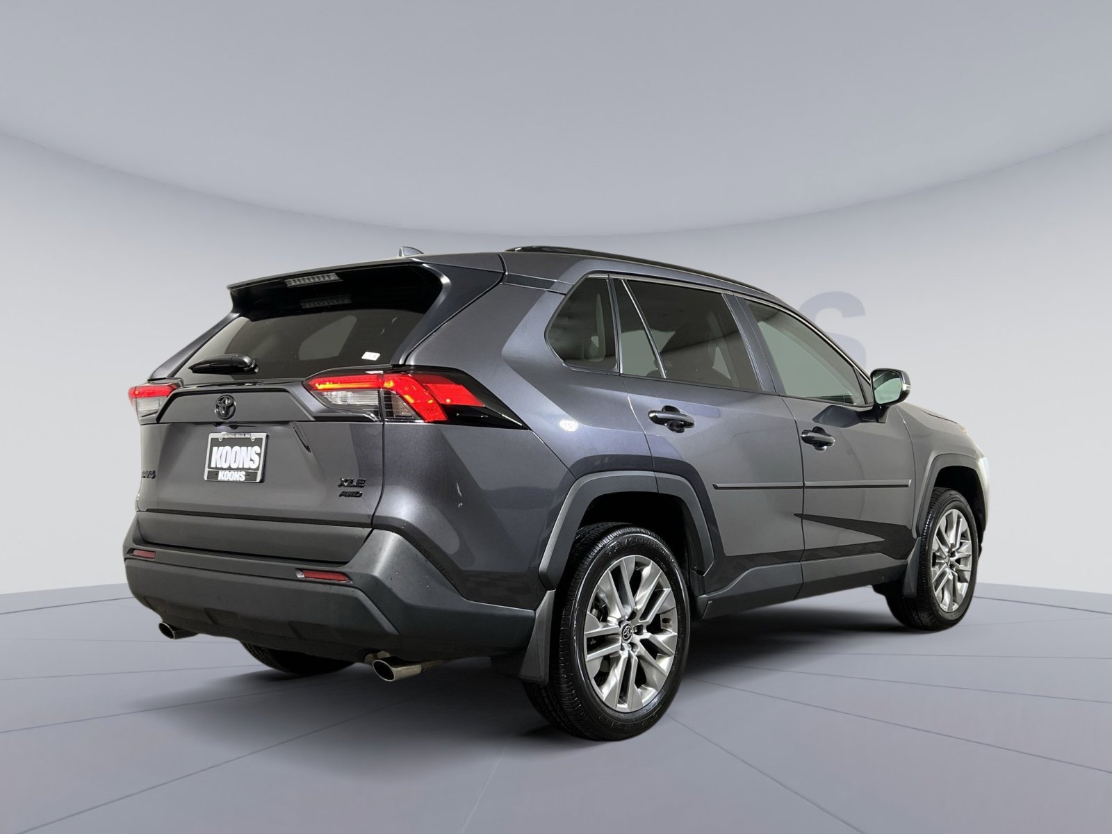 Used 2024 Toyota RAV4 XLE Premium w/ Weather Package image 5