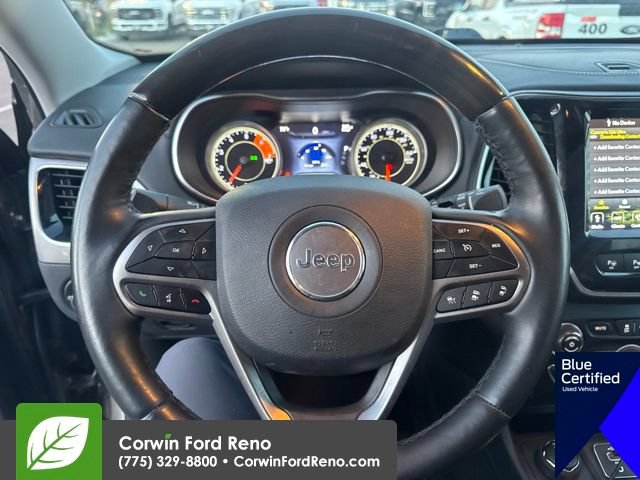 Used 2019 Jeep Cherokee Overland w/ Technology Group AWD/4WD image 17