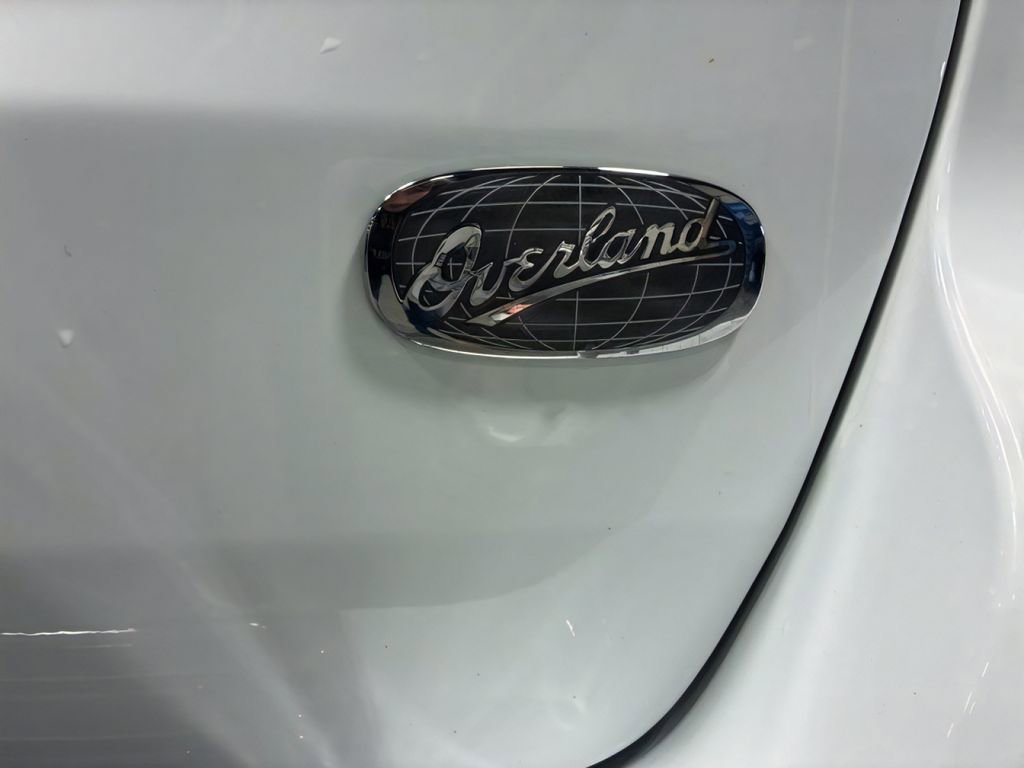 Used 2021 Jeep Grand Cherokee Overland image 9