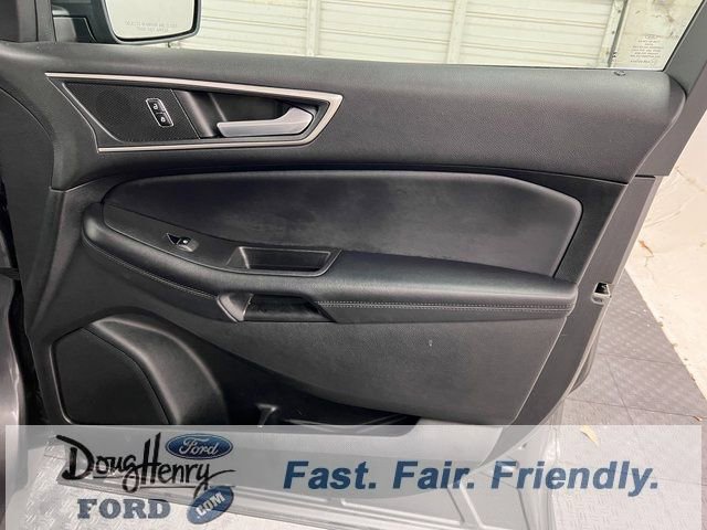 Used 2023 Ford Edge SEL image 37