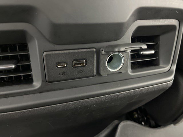 Used 2022 Chevrolet Silverado 1500 LT Trail Boss w/ LT Trail Boss Premium Package AWD/4WD image 40
