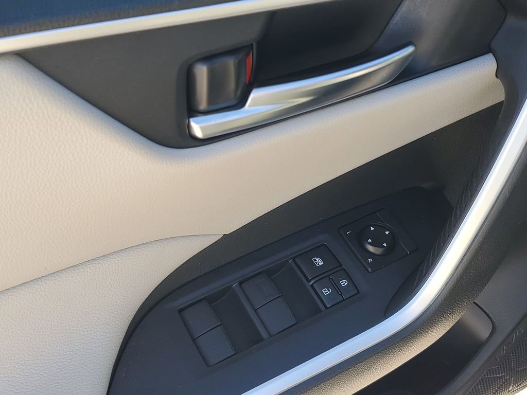 Certified 2021 Toyota RAV4 XLE w/ Convenience Package image 45