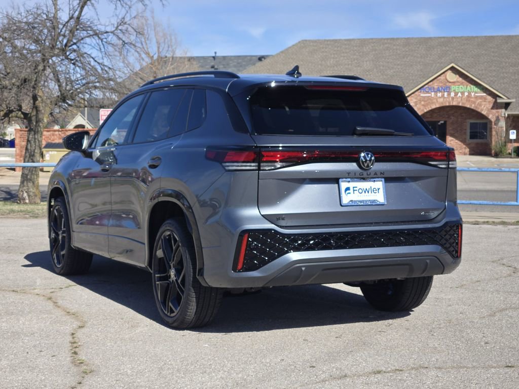 New 2026 Volkswagen Tiguan SE R-Line AWD/4WD image 3