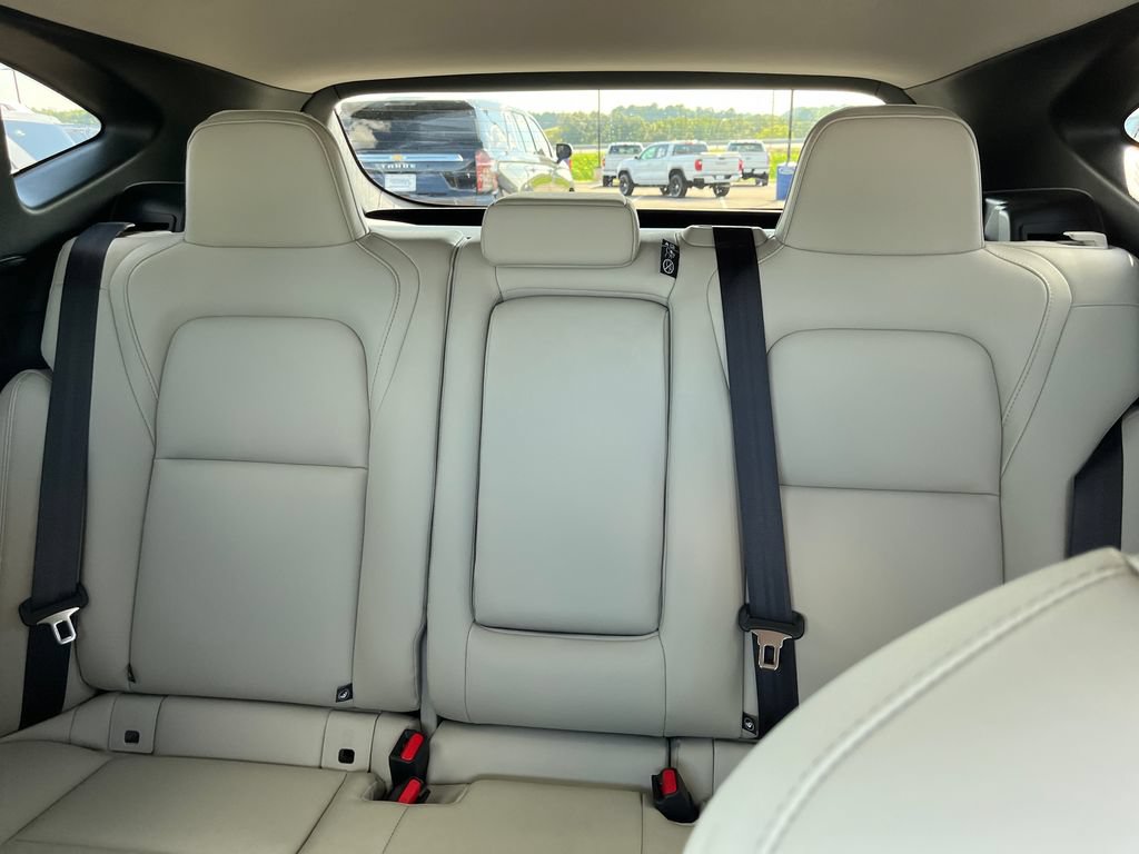Used 2025 Nissan Murano SL w/ Cargo Package AWD/4WD image 13
