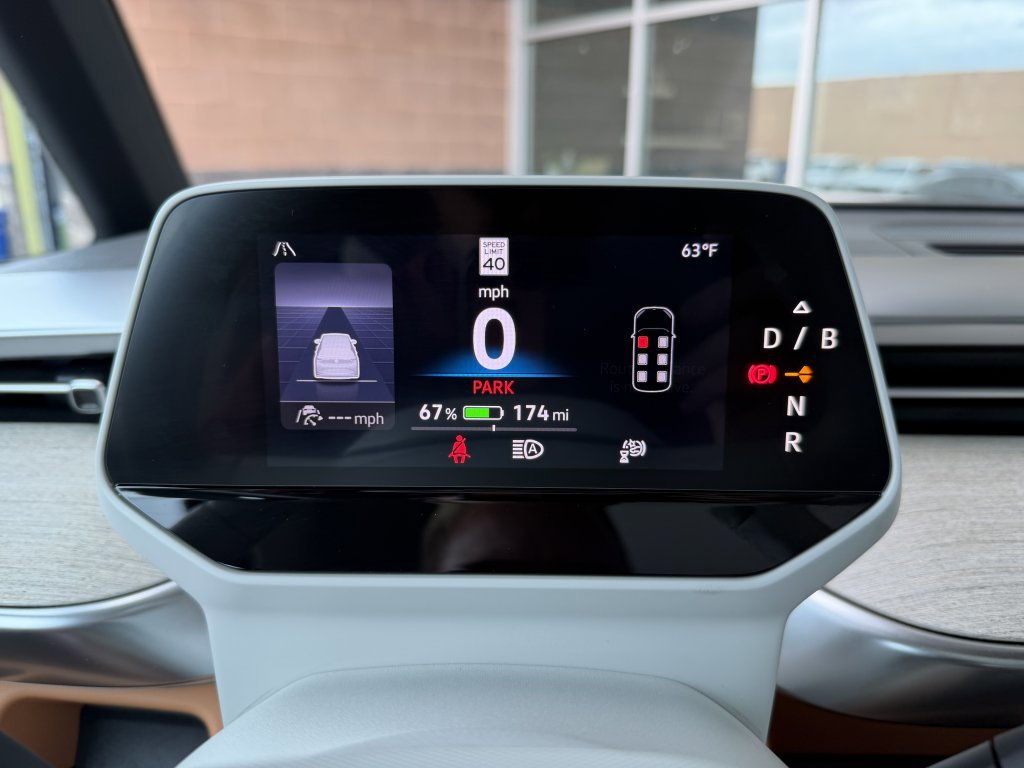 Used 2025 Volkswagen ID. Buzz 1st Edition image 17