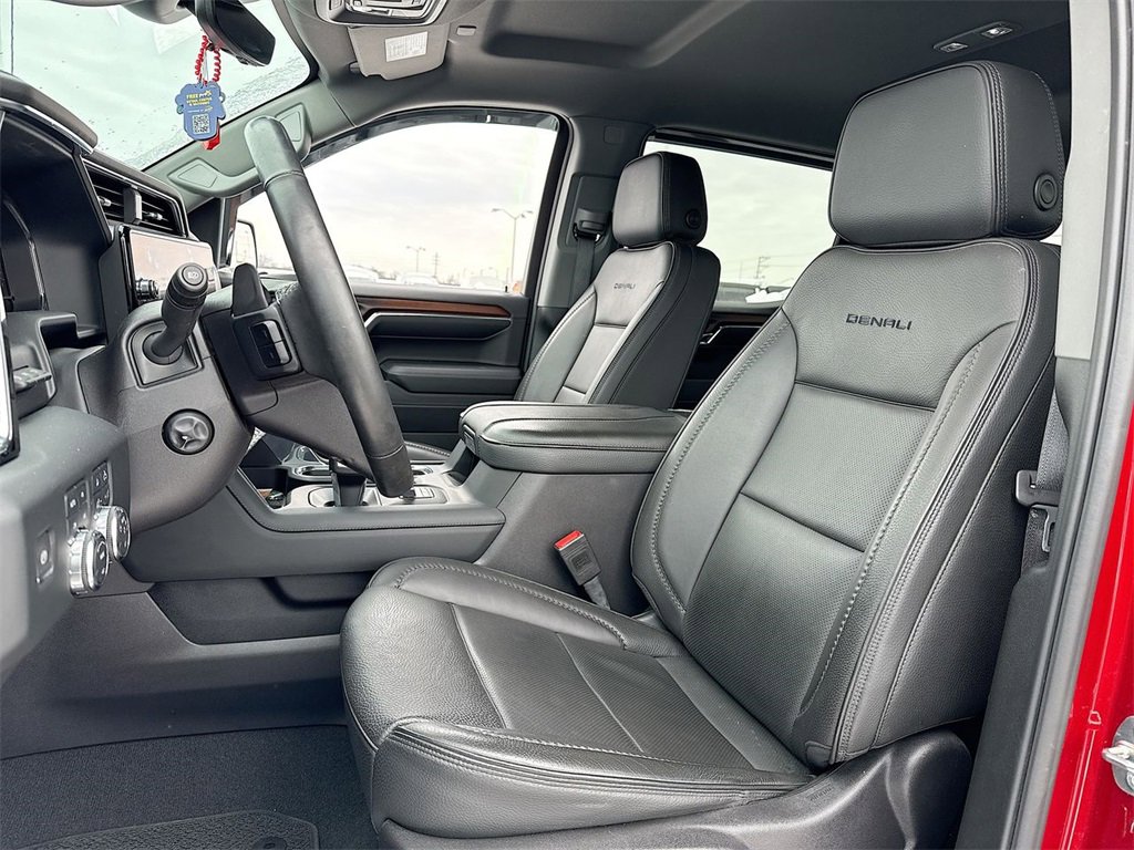 Used 2024 GMC Sierra 1500 Denali w/ Technology Package image 8