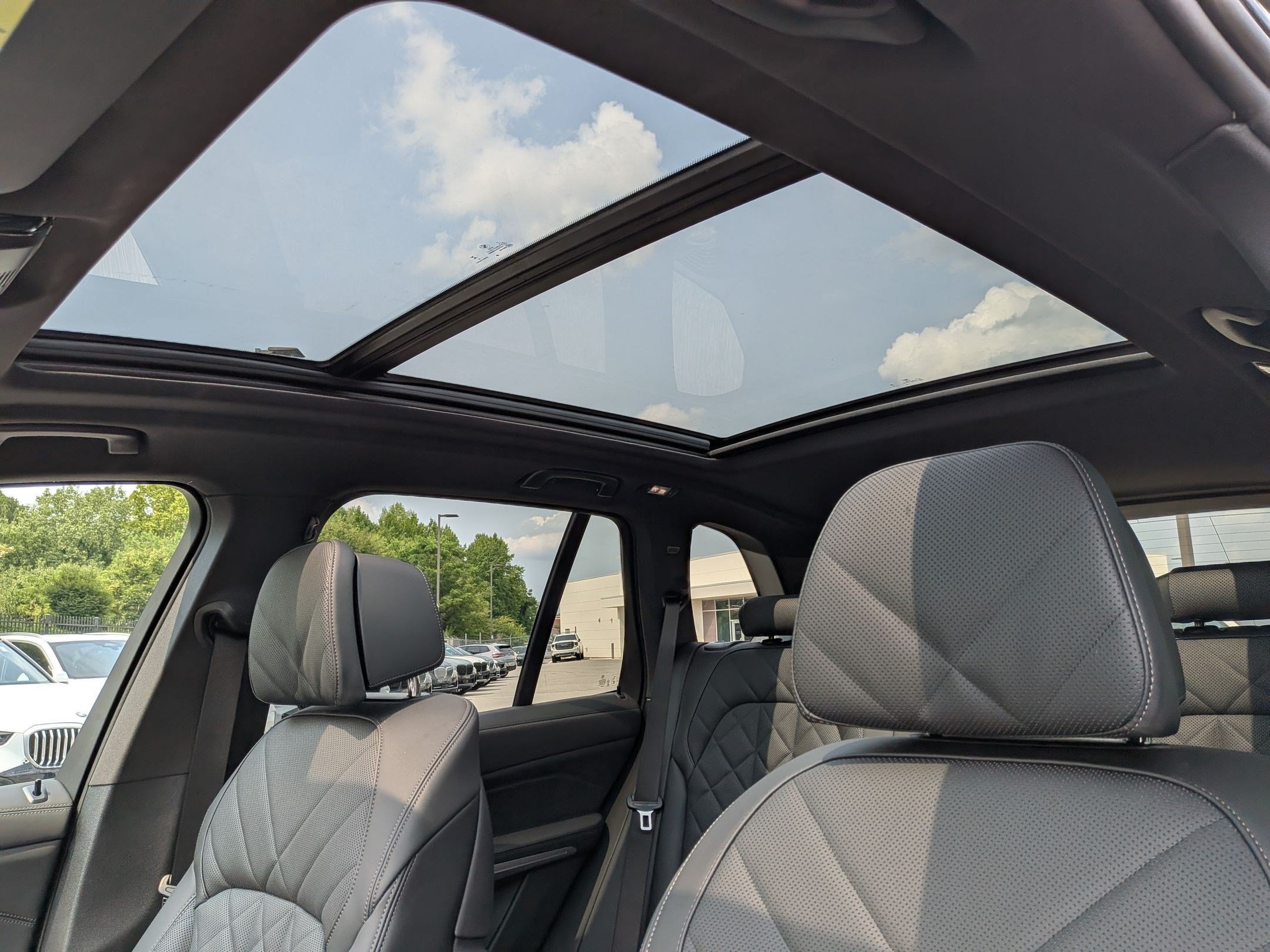 New 2026 BMW X5 sDrive40i w/ M Sport Package RWD image 17