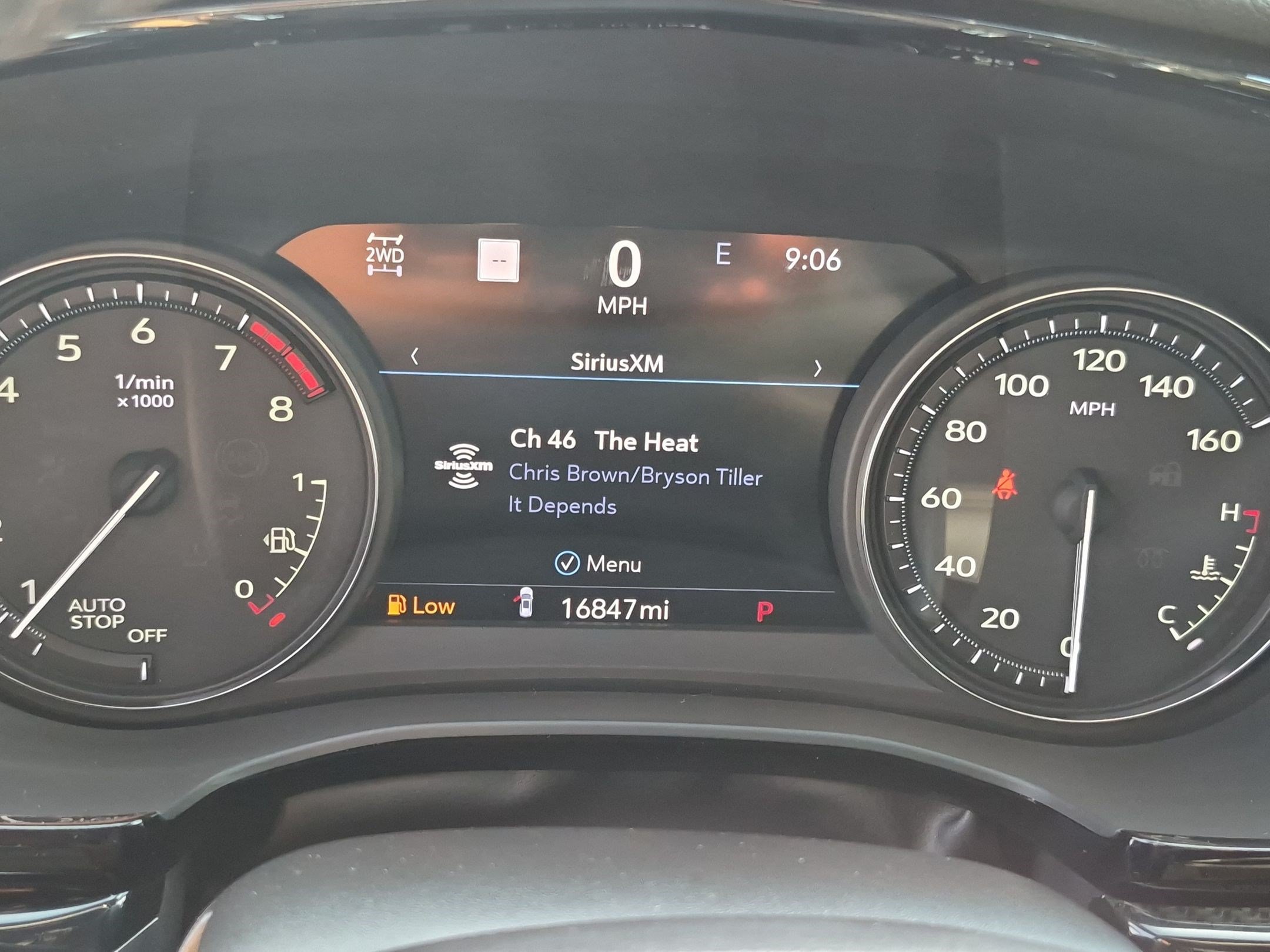 Used 2023 Cadillac XT6 Sport w/ Technology Package AWD/4WD image 21