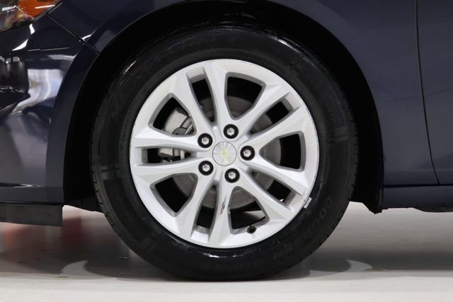 Used 2016 Chevrolet Malibu LT FWD image 11