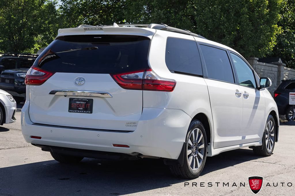Used 2020 Toyota Sienna Limited FWD image 21