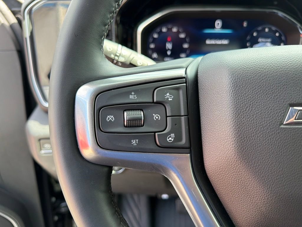Used 2025 Chevrolet Silverado 1500 RST AWD/4WD image 21