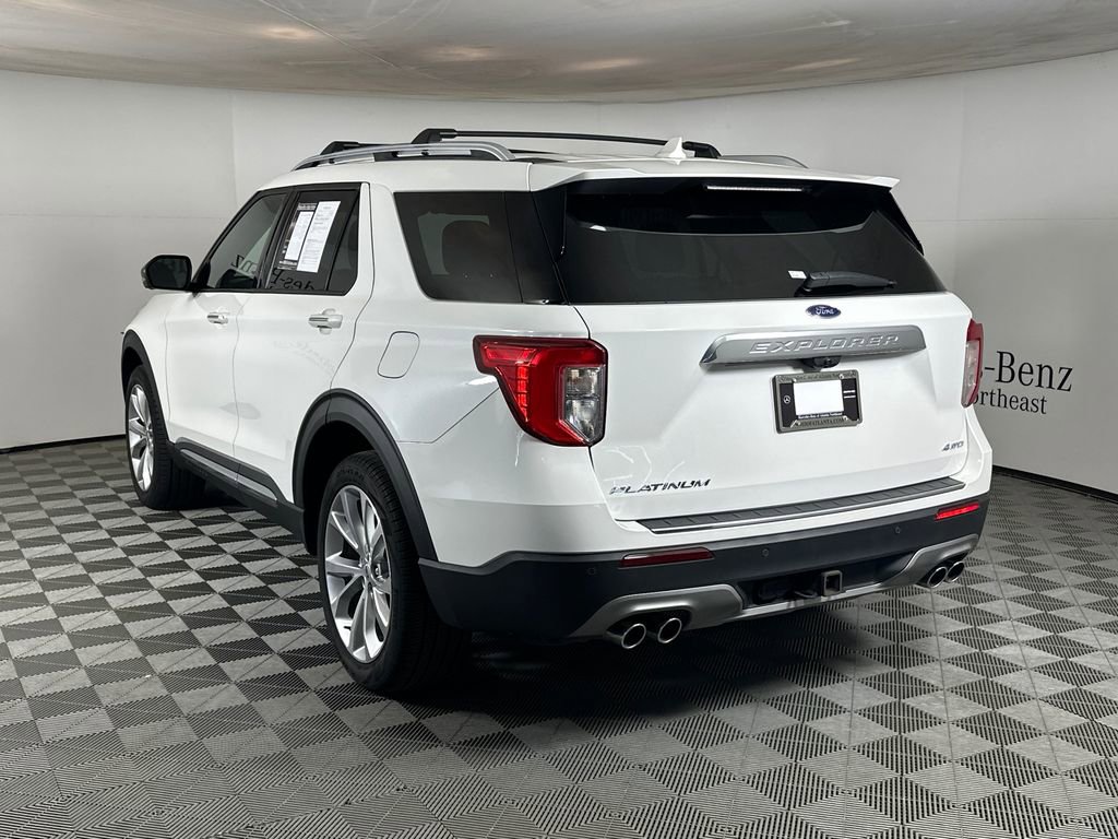 Used 2022 Ford Explorer Platinum w/ Equipment Group 601A AWD/4WD image 5