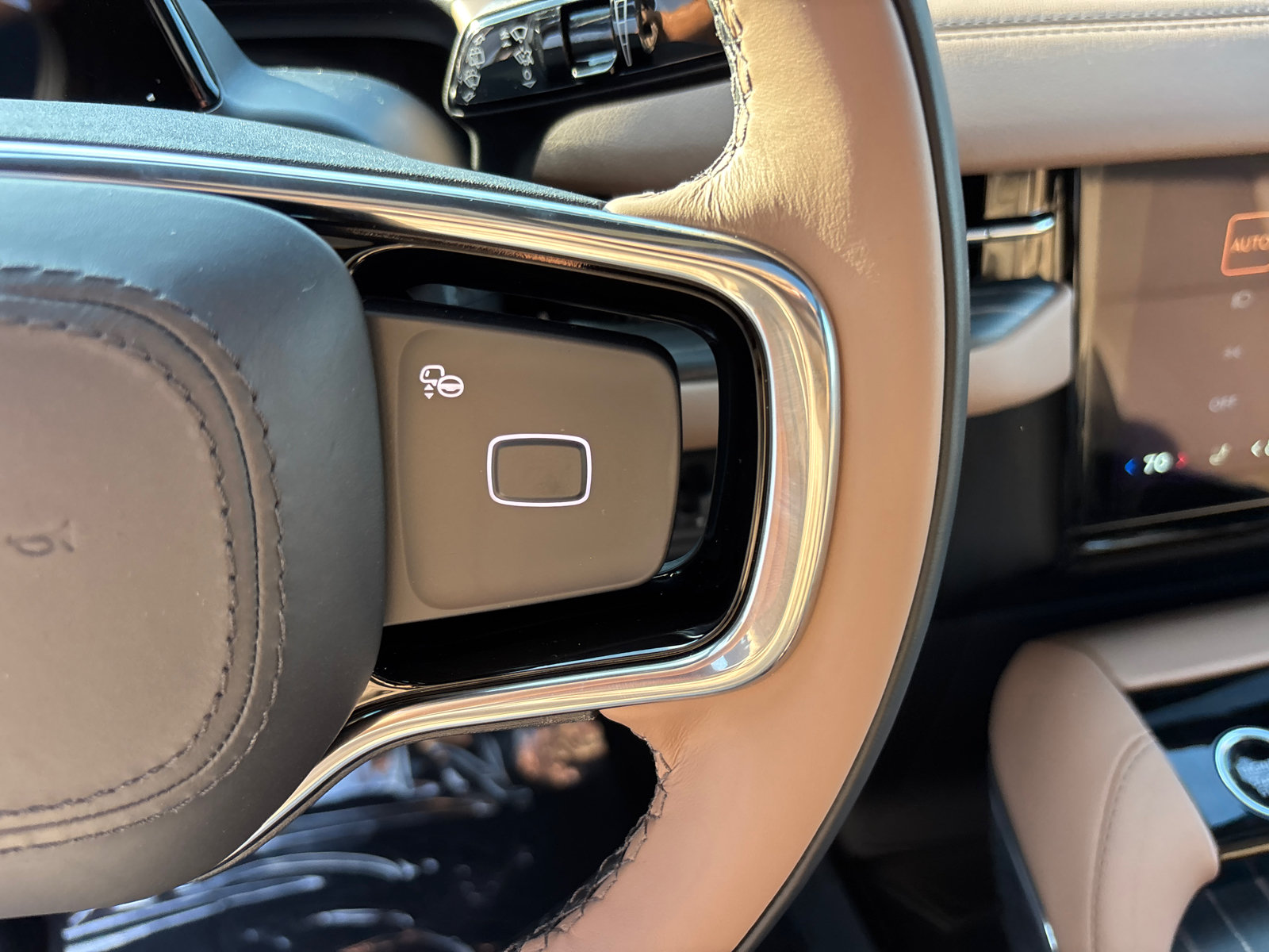 New 2027 Lincoln Navigator Black Label AWD/4WD image 17