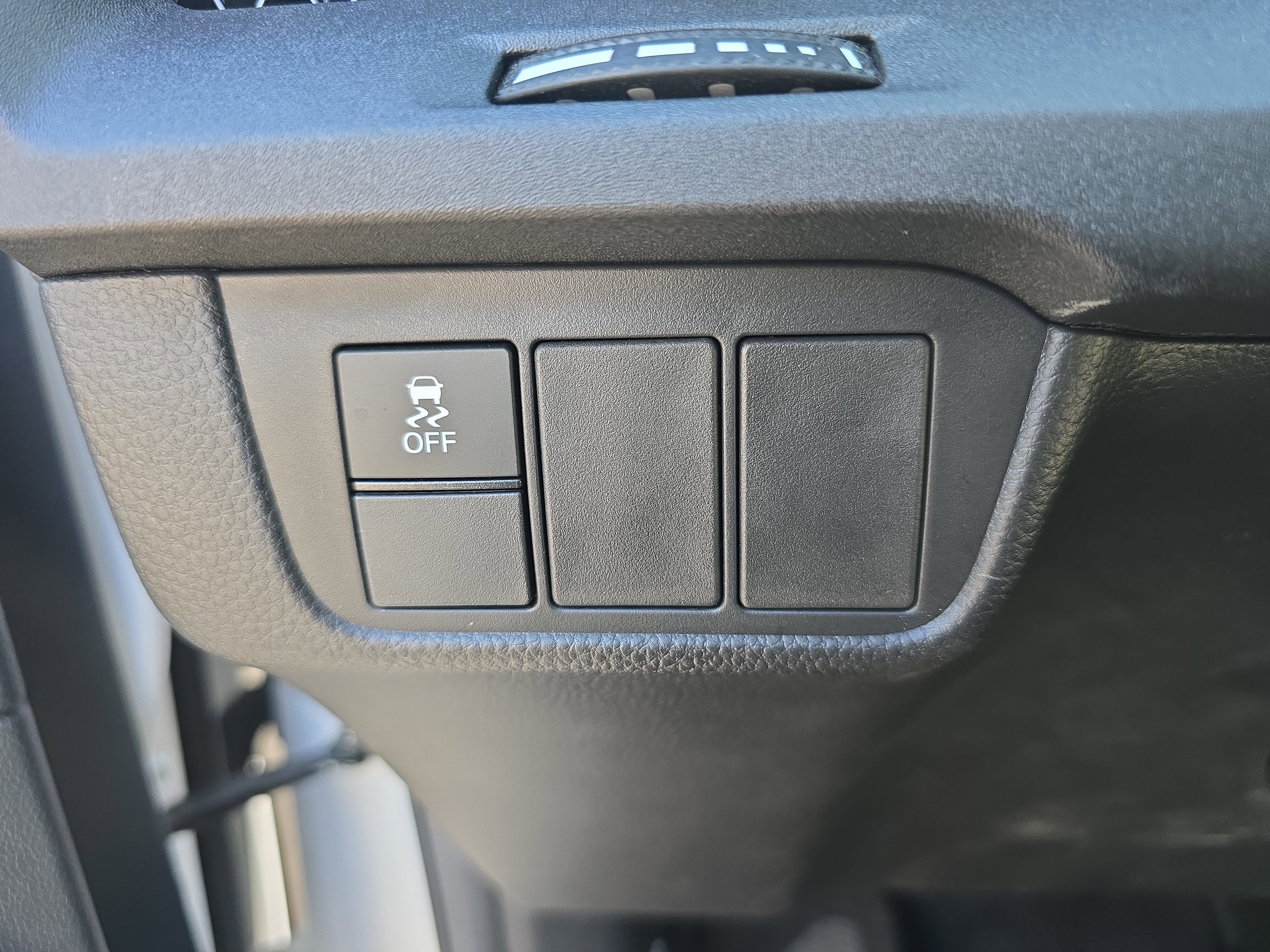 Used 2023 Honda CR-V LX image 25