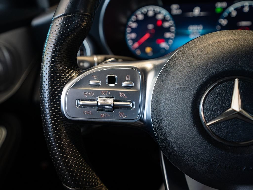 Used 2021 Mercedes-Benz GLC 300 w/ AMG Line image 17