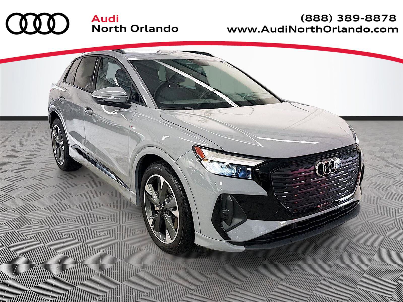 Used 2024 Audi Q4 e-tron Premium Plus w/ Premium Plus image 1