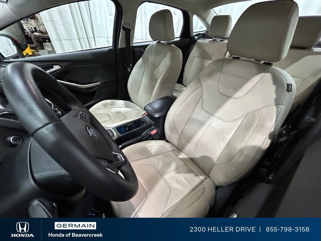 Used 2018 Ford Focus Titanium FWD image 26