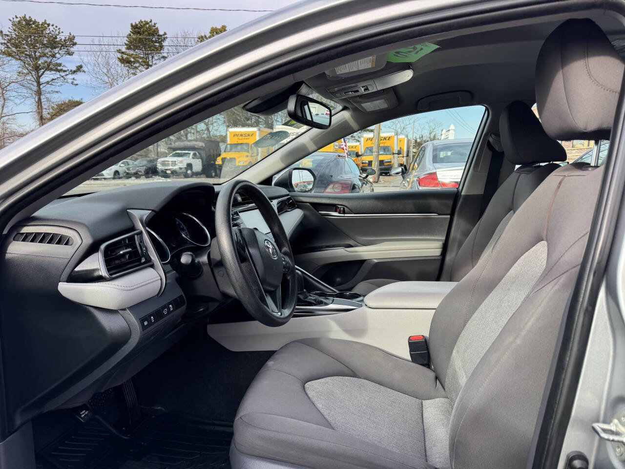 Used 2019 Toyota Camry LE w/ Convenience Package image 14