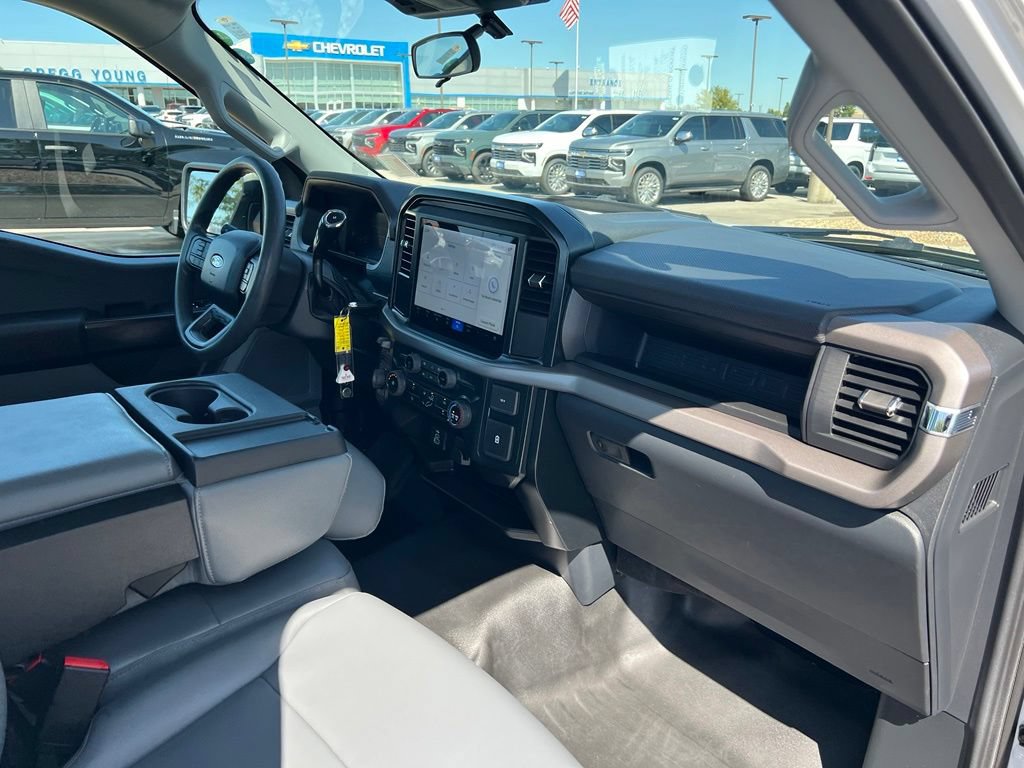 Used 2025 Ford F150 XL AWD/4WD image 24