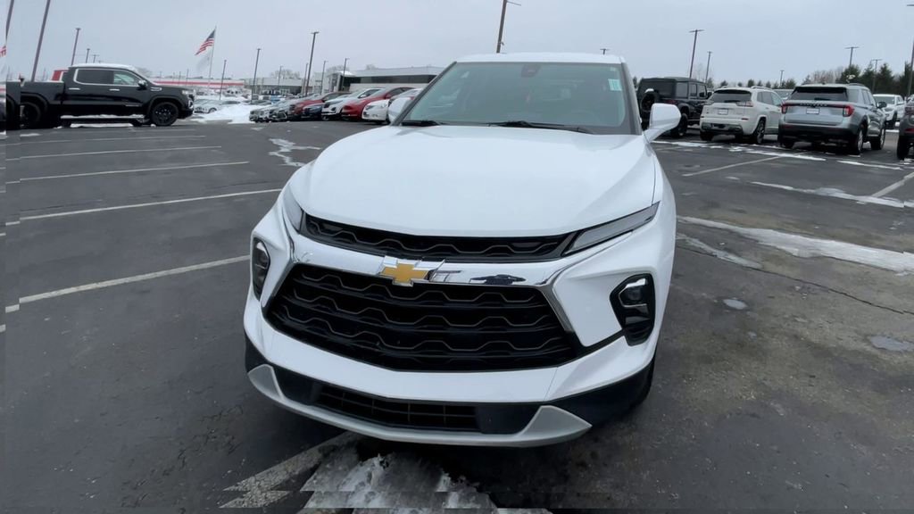 Used 2023 Chevrolet Blazer LT w/ Driver Confidence Package FWD image 5