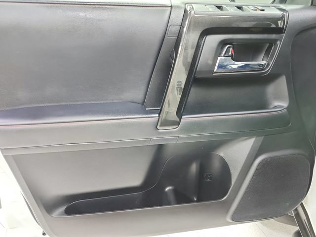 Used 2021 Toyota 4Runner TRD Off-Road AWD/4WD image 34