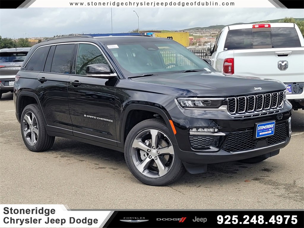 Used 2025 Jeep Grand Cherokee Limited w/ Trailer Tow Package