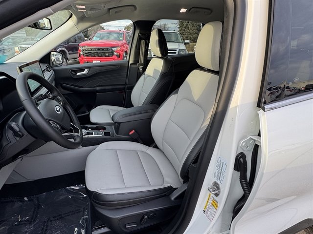 New 2026 Ford Escape Platinum w/ Equipment Group 601A image 18