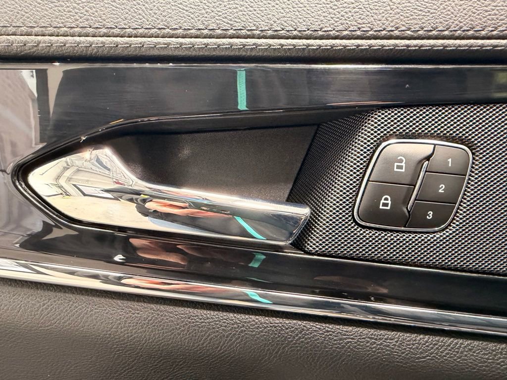 Used 2023 Lincoln Nautilus Reserve AWD/4WD image 20