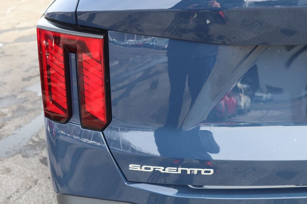 Used 2025 Kia Sorento SX image 40