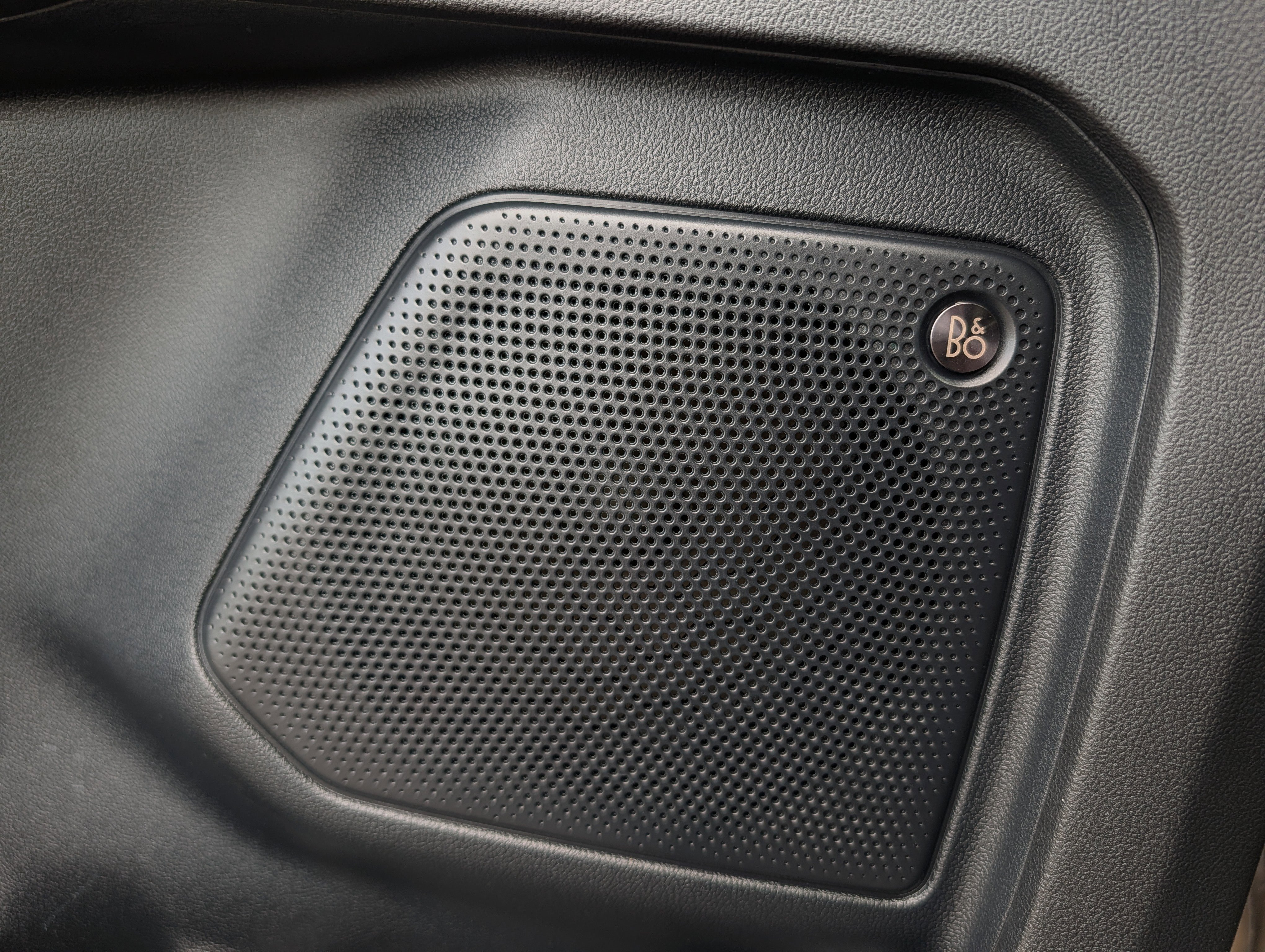 Certified 2021 Ford Escape Titanium image 24