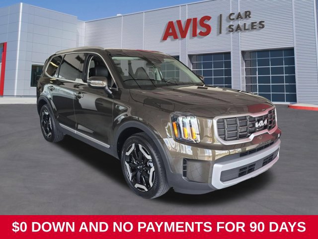 Used 2025 Kia Telluride S FWD image 3