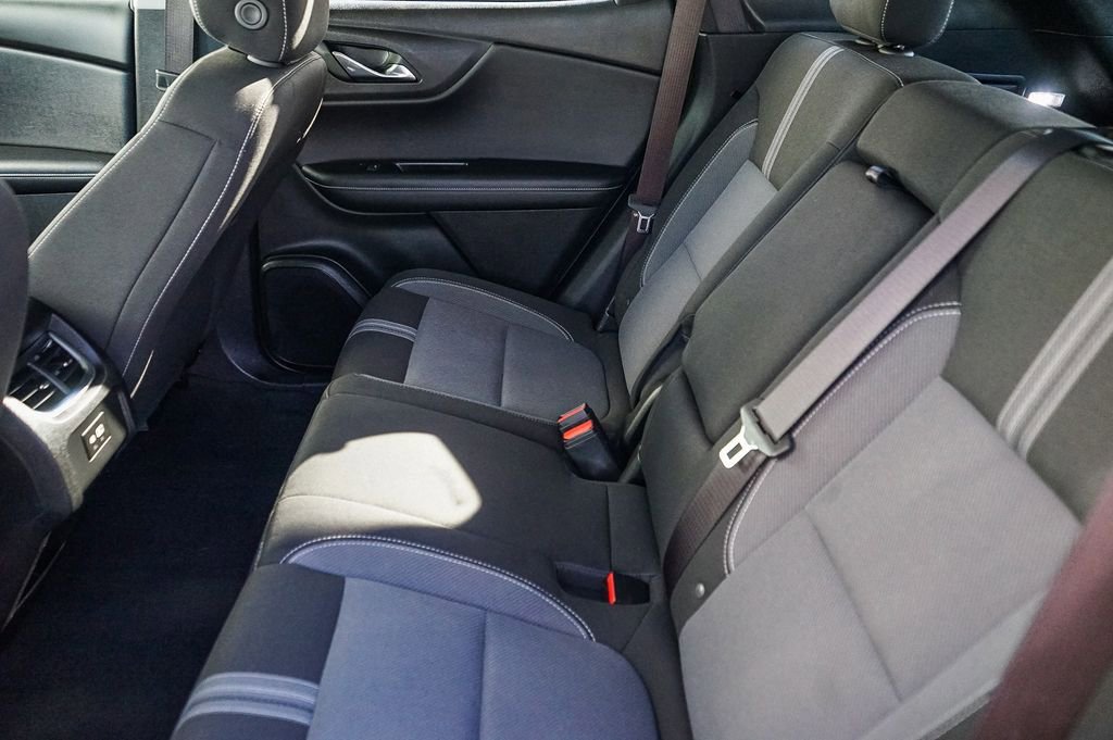 Used 2025 Chevrolet Blazer LT image 16