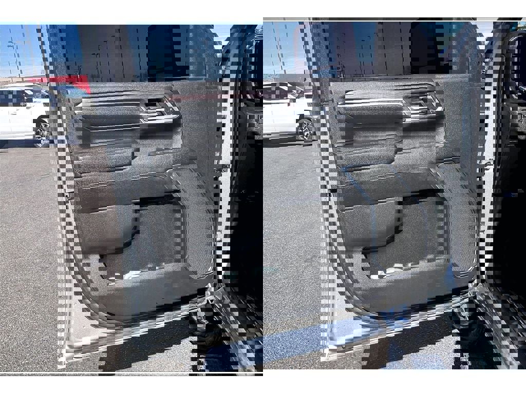 Used 2024 Chevrolet Silverado 3500 LTZ image 24