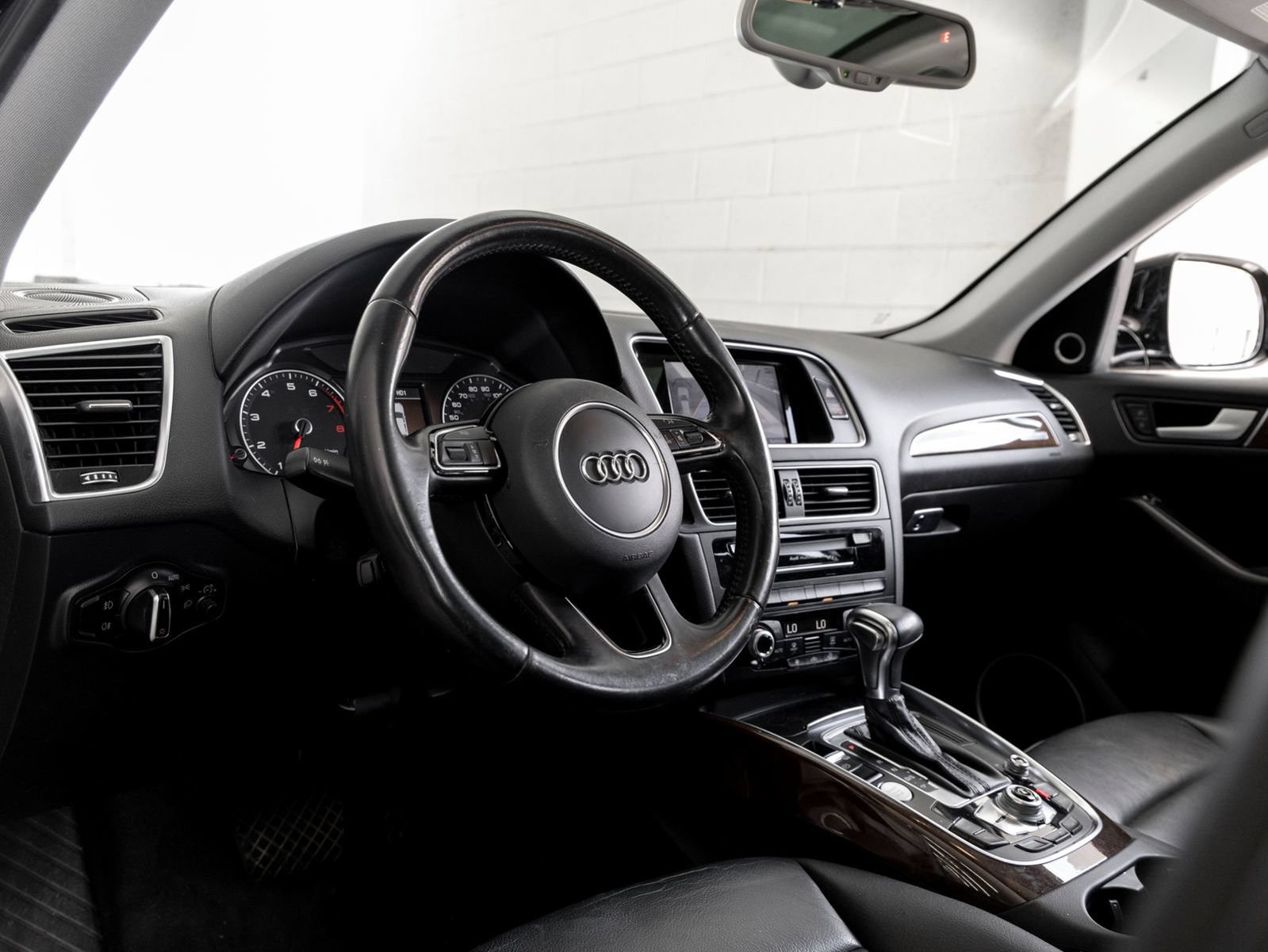 Used 2017 Audi Q5 3.0T Premium Plus w/ Technology Package AWD/4WD image 13