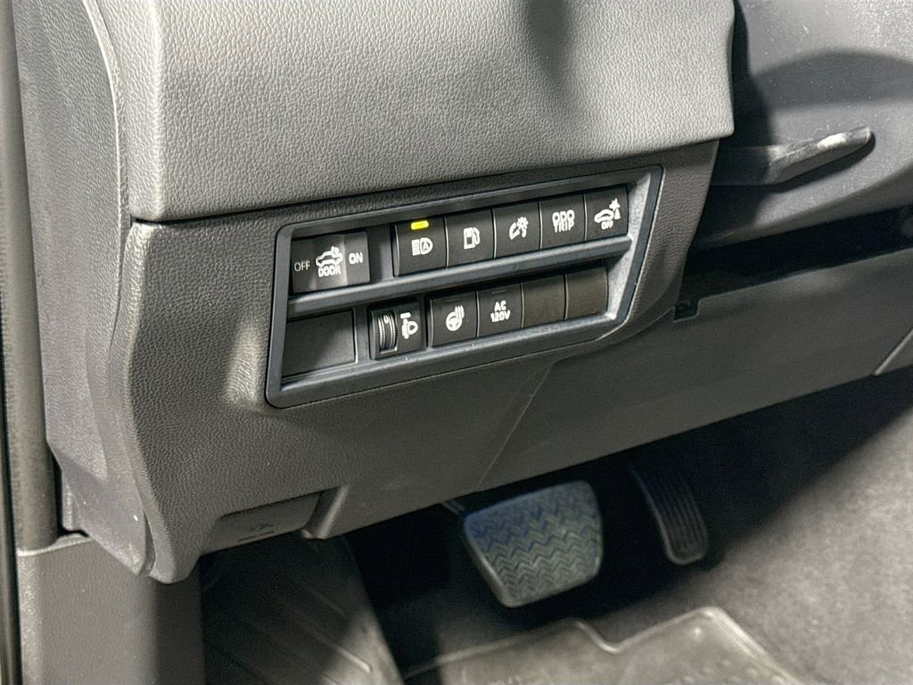 Used 2024 Toyota Tundra Limited w/ Nightshade Package image 10