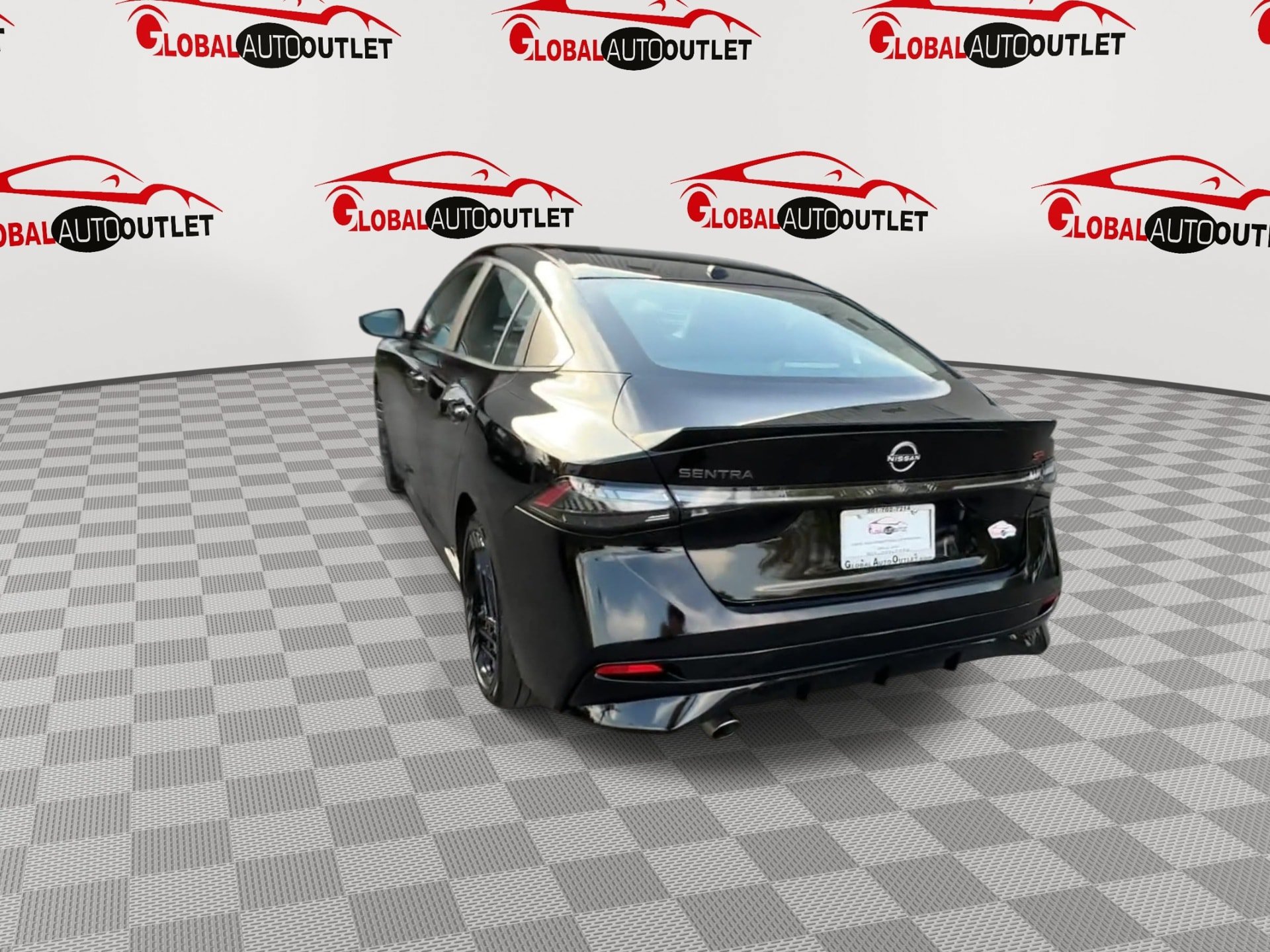 Used 2026 Nissan Sentra SR w/ Floor Mat Package FWD image 7