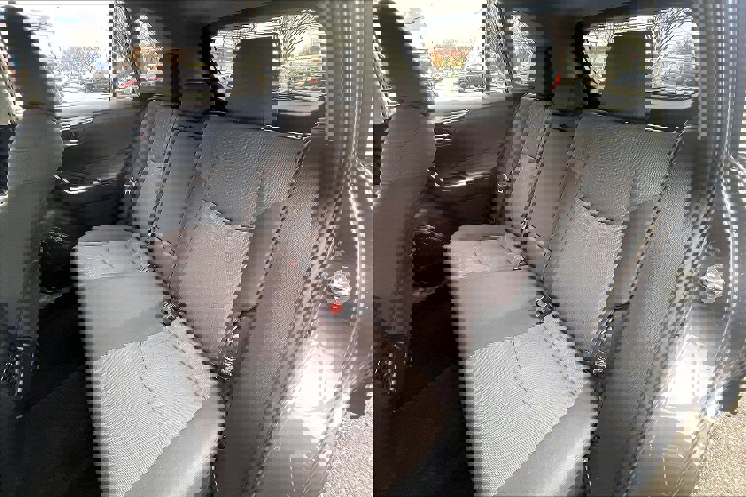 Used 2024 Toyota RAV4 XLE image 31