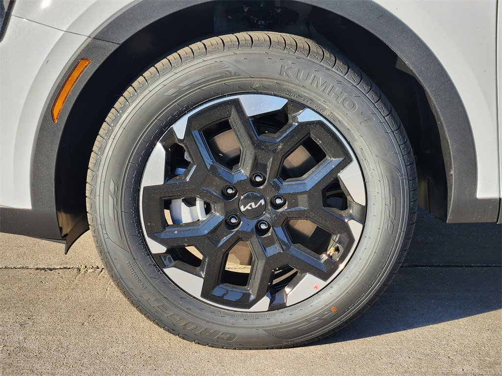 New 2026 Kia Sorento S image 7