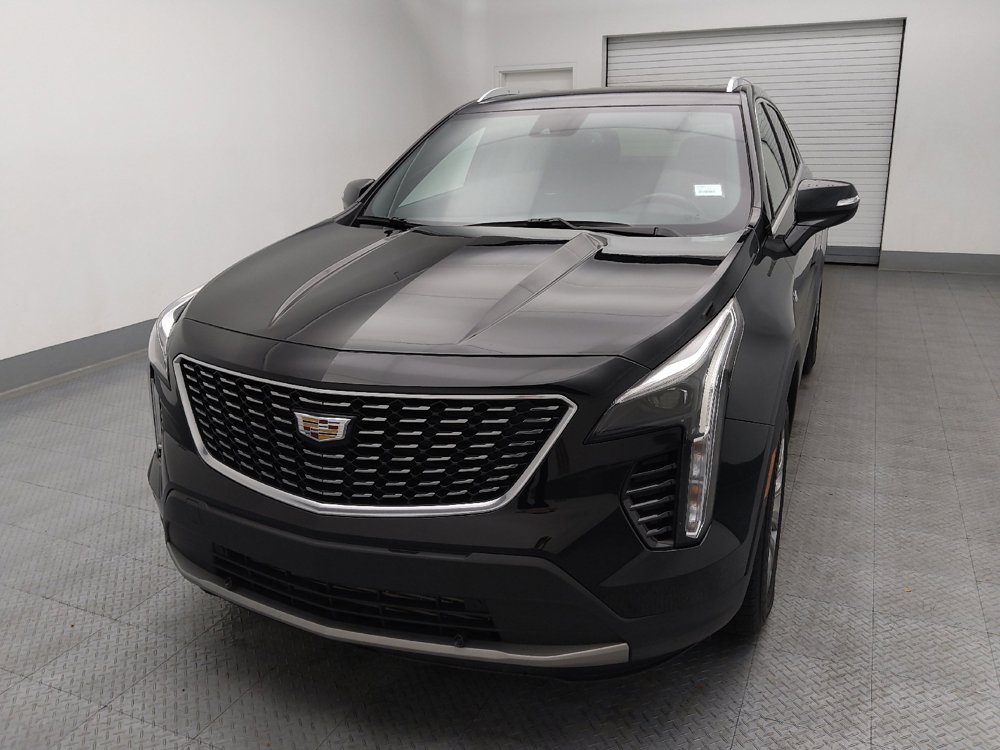 Used 2021 Cadillac XT4 Premium Luxury w/ Cold Weather Package AWD/4WD image 15