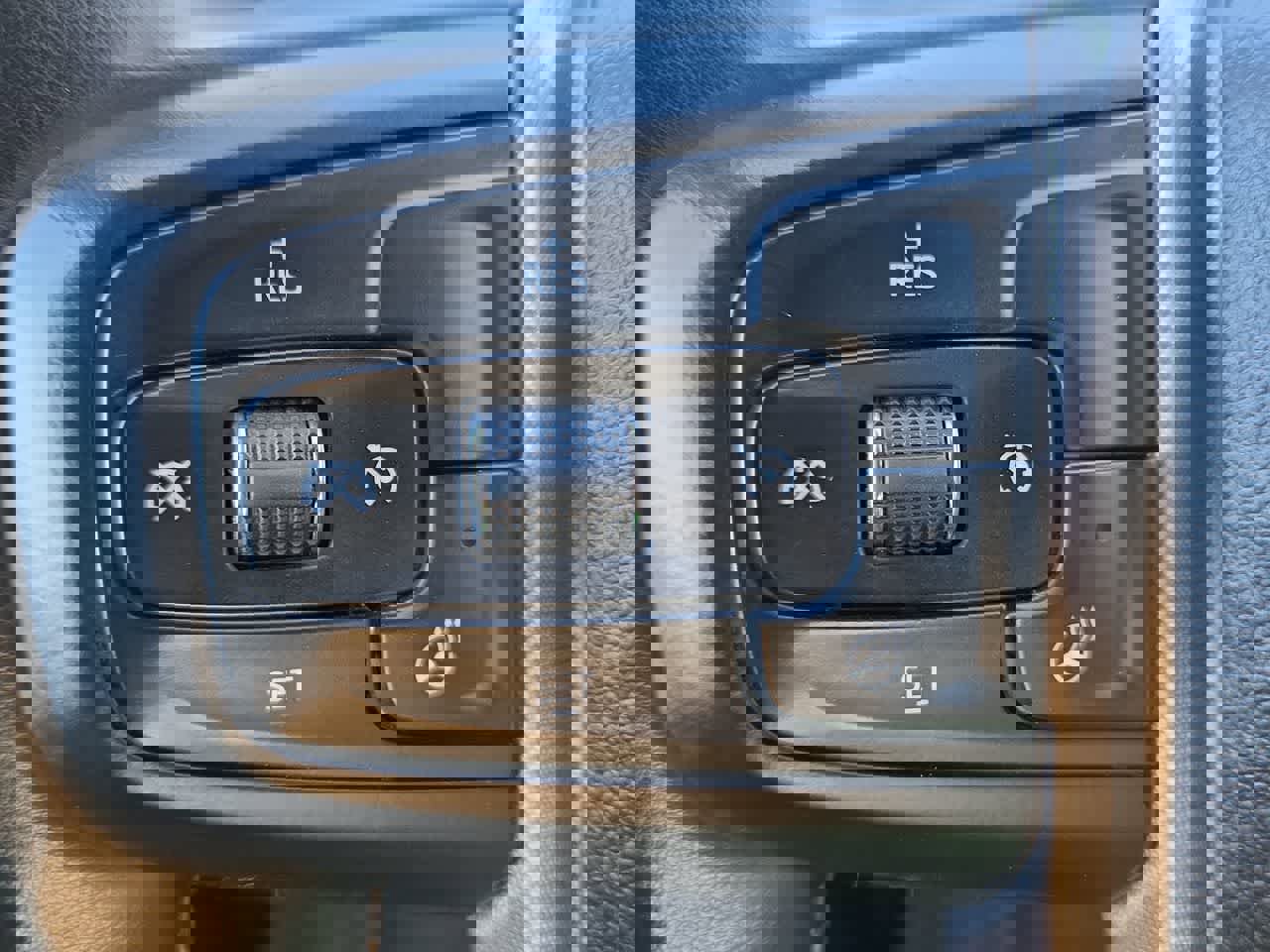 Used 2023 GMC Sierra 2500 SLE w/ SLE Convenience Package image 23