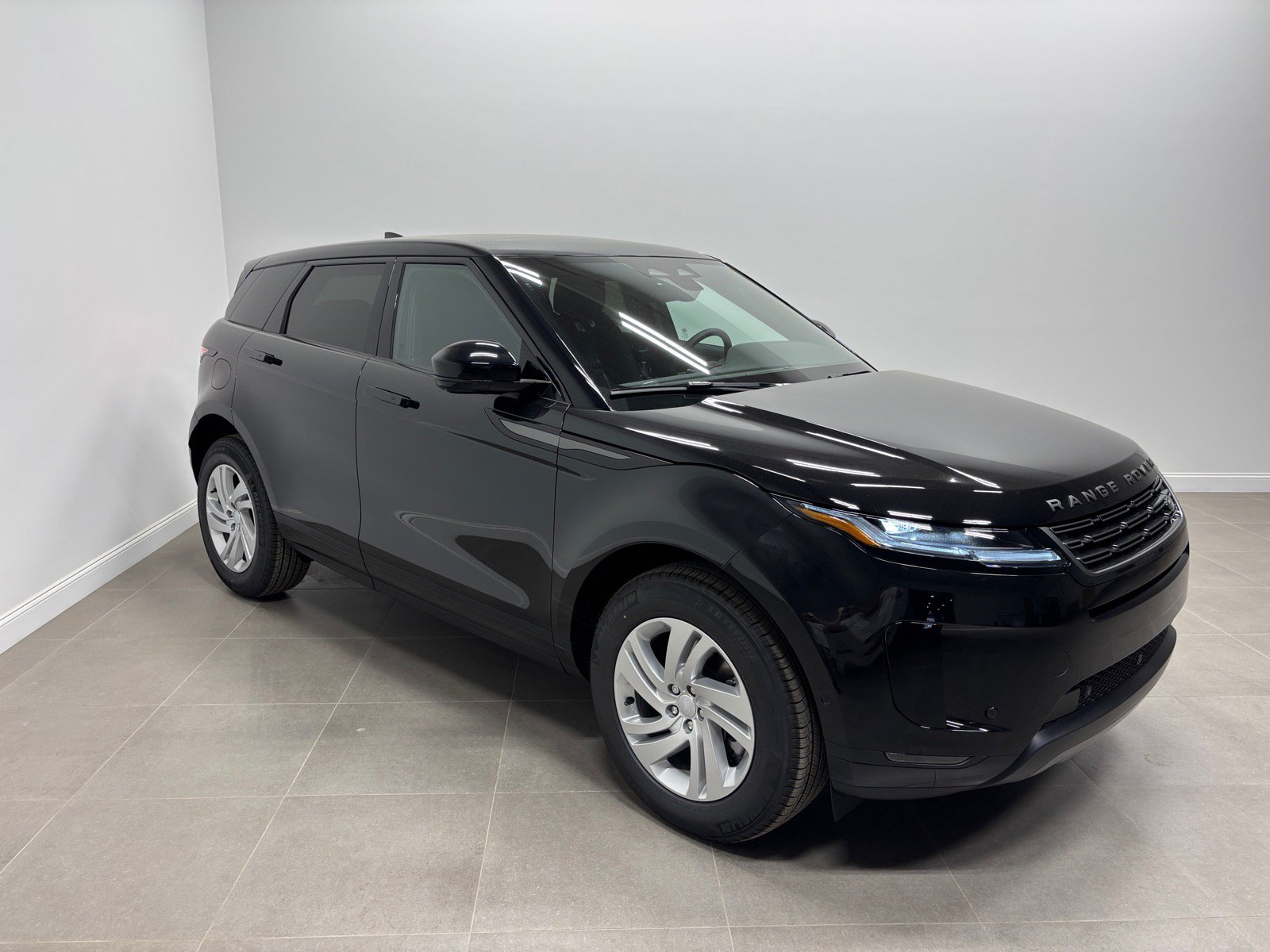New 2026 Land Rover Range Rover Evoque S AWD/4WD image 5