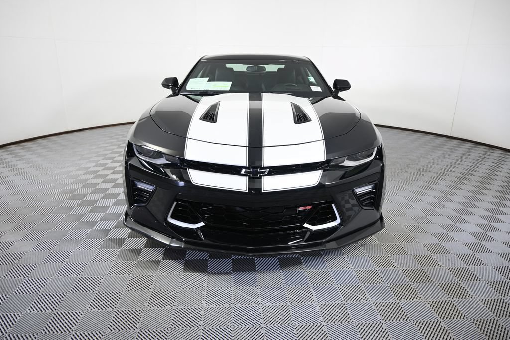 Used 2018 Chevrolet Camaro SS RWD image 10