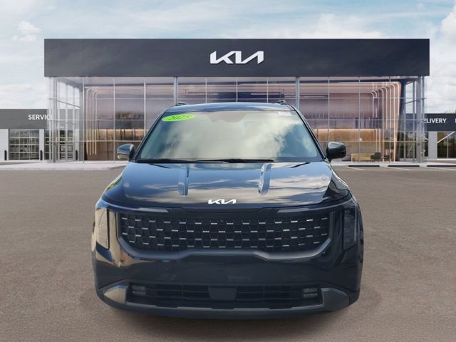 Certified 2025 Kia Carnival SX Prestige FWD image 2
