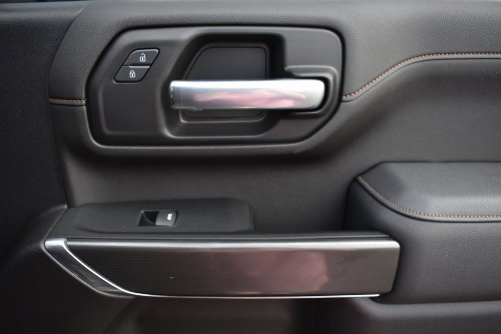 Used 2022 GMC Sierra 2500 AT4 w/ AT4 Premium Plus Package image 14