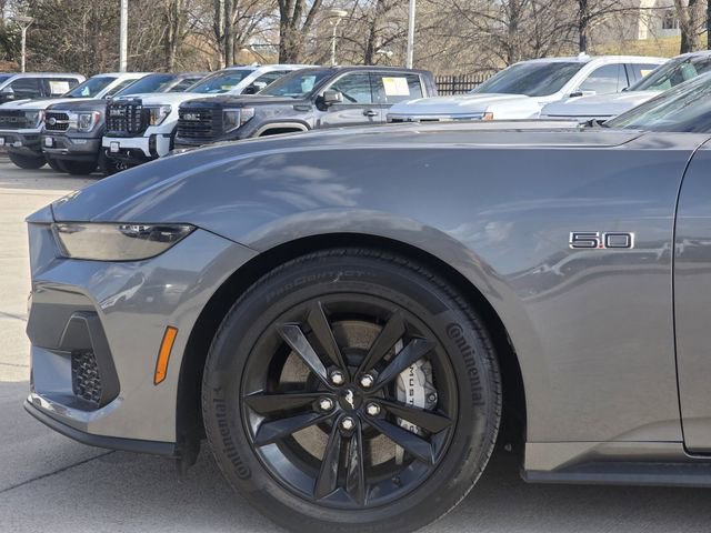 Used 2025 Ford Mustang GT image 5