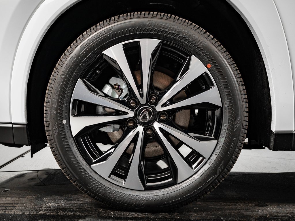 New 2025 Lexus UX 300h AWD image 13