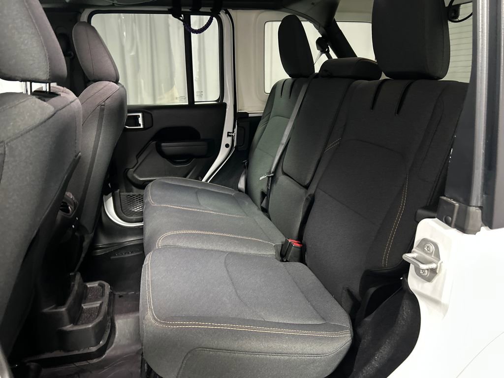 Used 2024 Jeep Wrangler Unlimited w/ Convenience Group image 23