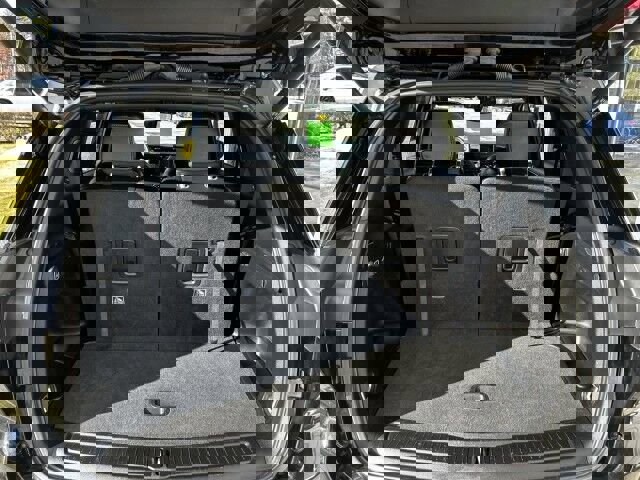 Used 2024 Jeep Grand Cherokee L Altitude image 9