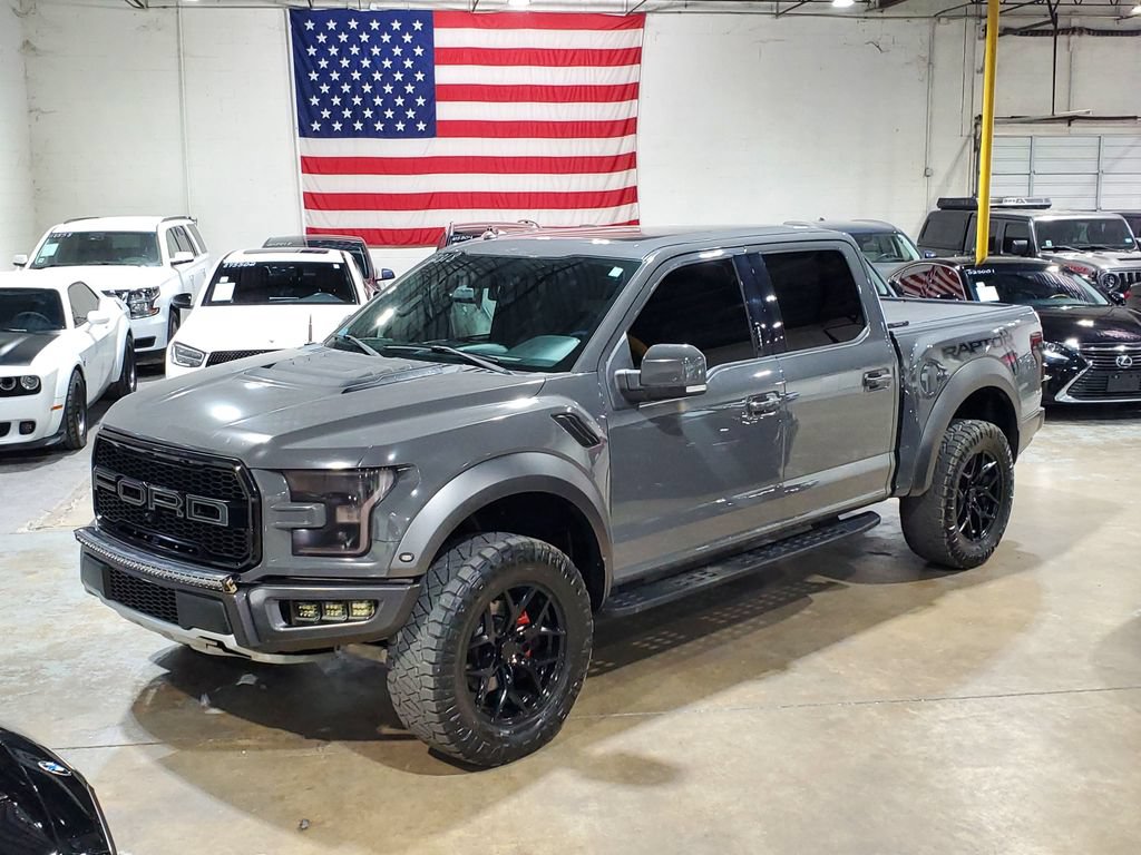 Used 2018 Ford F150 Raptor w/ Equipment Group 802A Luxury AWD/4WD image 37