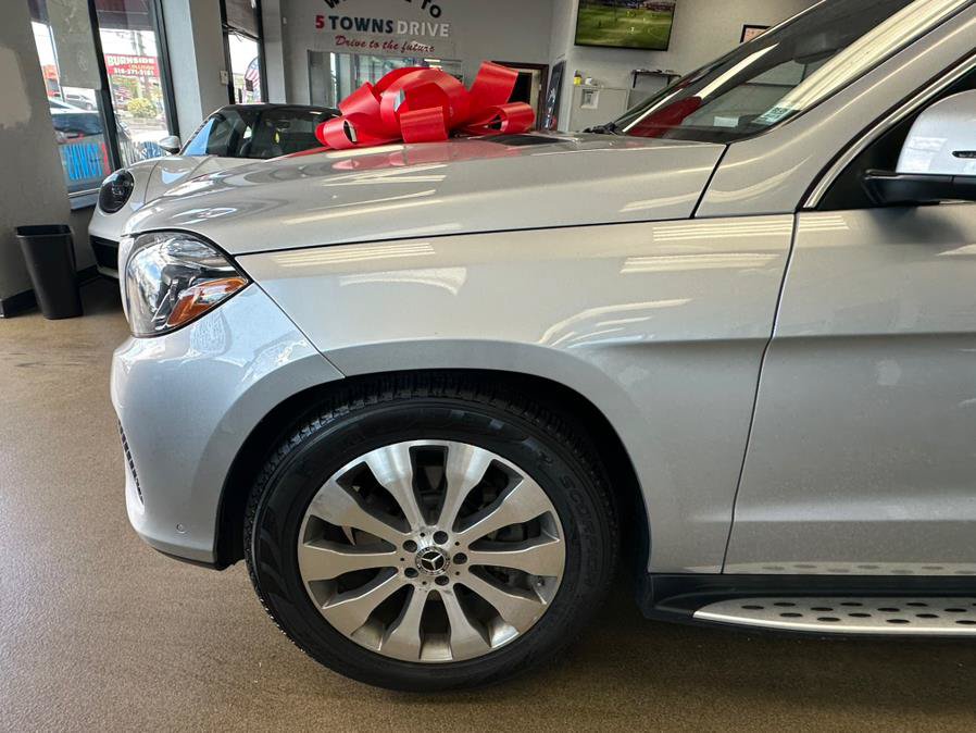 Used 2017 Mercedes-Benz GLS 450 4MATIC image 5